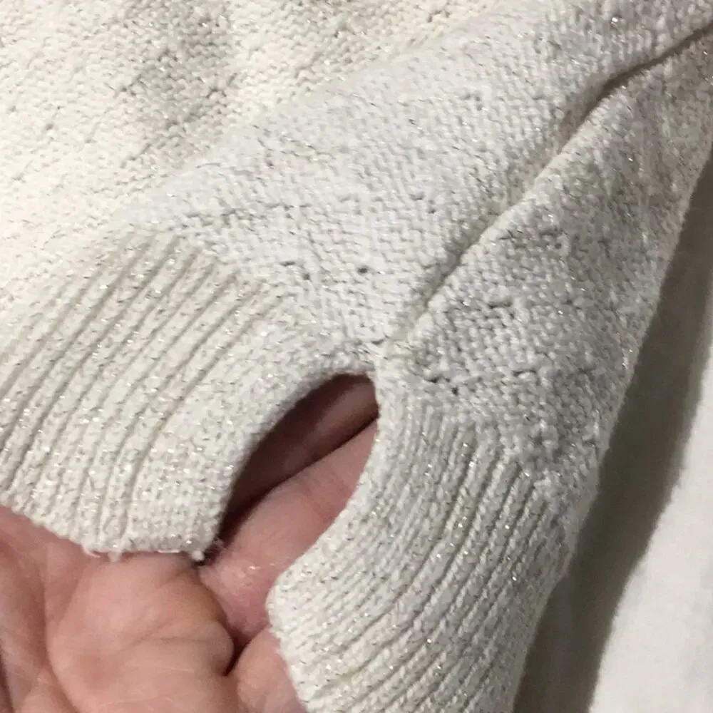 Gap 3t cream golden shimmer sweater worn once